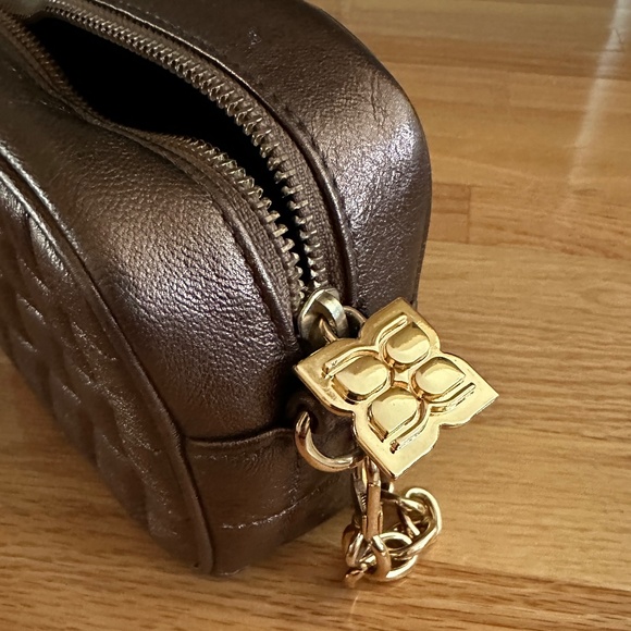 NWOT BCBG Bronze Quilted Mini Bag Evening Bag Gold Chain - Picture 10 of 10